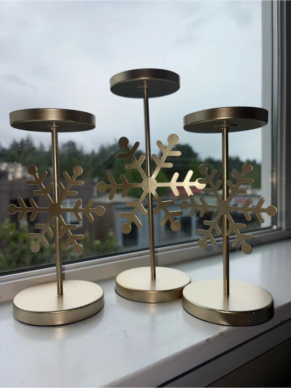 Gold Snowflake Candle Holders - Set of 3